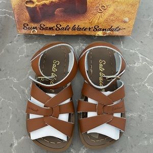 Salt water sandals- toddler size 7